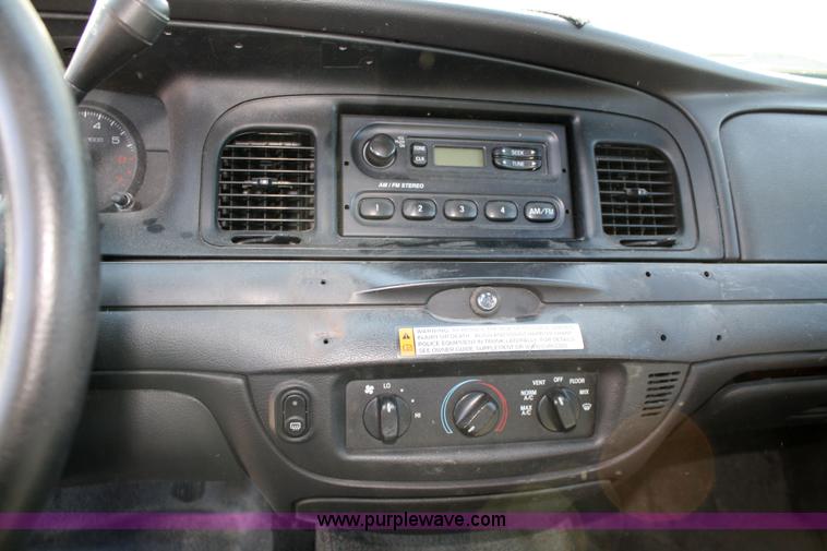 image for item 4804 2007 Ford Crown Victoria Police Interceptor