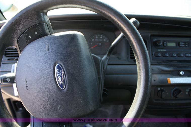 image for item 4804 2007 Ford Crown Victoria Police Interceptor