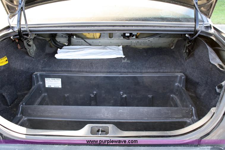 image for item 4804 2007 Ford Crown Victoria Police Interceptor