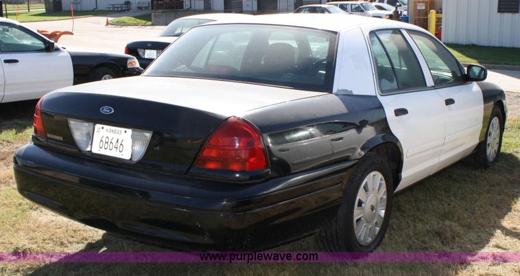 image for item 4805 2007 Ford Crown Victoria Police Interceptor