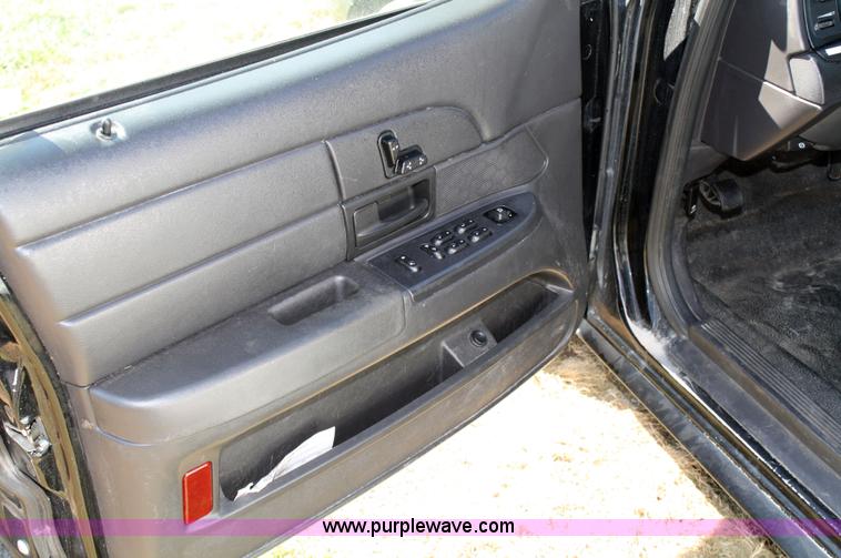 image for item 4805 2007 Ford Crown Victoria Police Interceptor