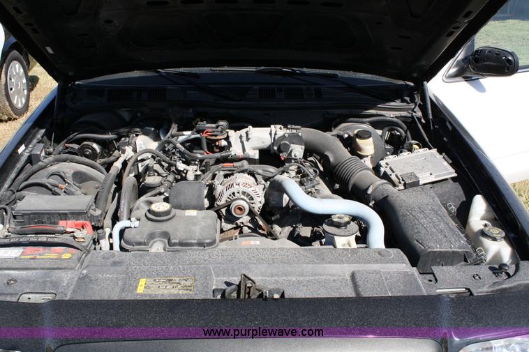 image for item 4805 2007 Ford Crown Victoria Police Interceptor