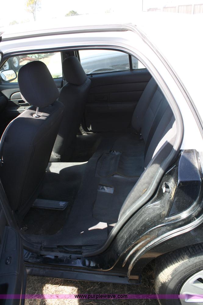 image for item 4806 2007 Ford Crown Victoria Police Interceptor