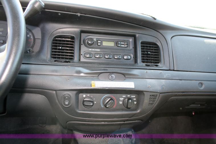 image for item 4806 2007 Ford Crown Victoria Police Interceptor