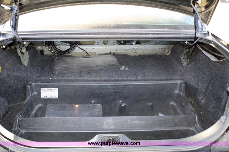 image for item 4806 2007 Ford Crown Victoria Police Interceptor