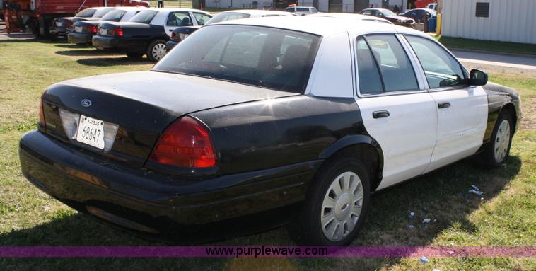 image for item 4807 2007 Ford Crown Victoria Police Interceptor