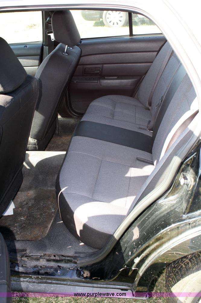 image for item 4807 2007 Ford Crown Victoria Police Interceptor