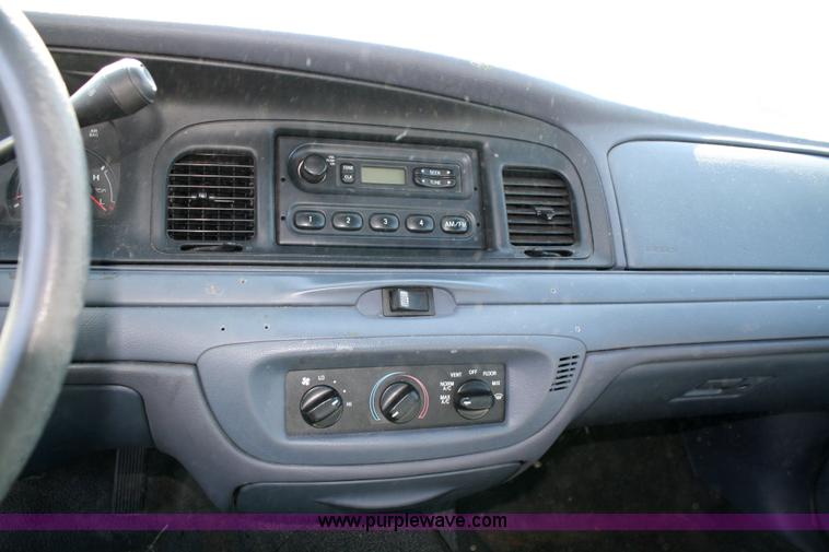 image for item 4810 1999 Ford Crown Victoria Police Interceptor