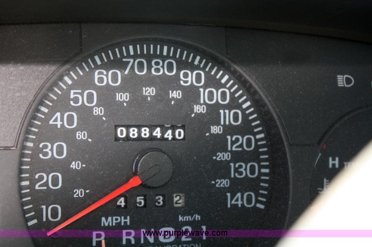 image for item 4810 1999 Ford Crown Victoria Police Interceptor