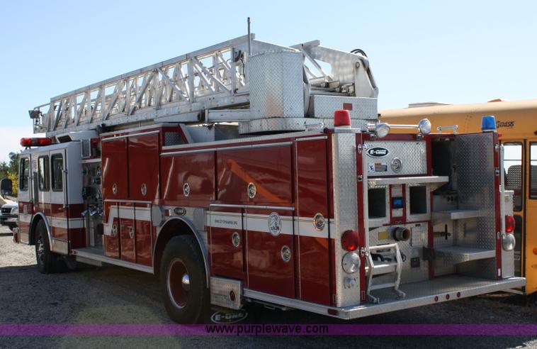 image for item 4814 1989 Emergency One Hurricane fire truck