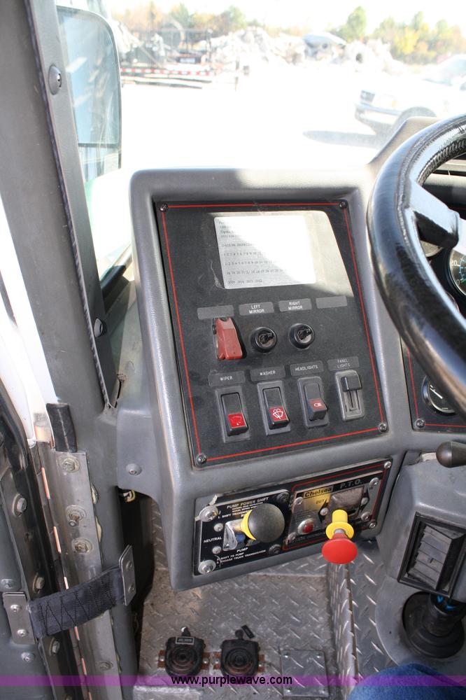 image for item 4814 1989 Emergency One Hurricane fire truck