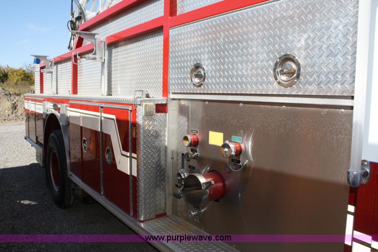 image for item 4814 1989 Emergency One Hurricane fire truck
