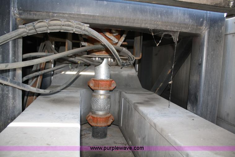 image for item 4814 1989 Emergency One Hurricane fire truck