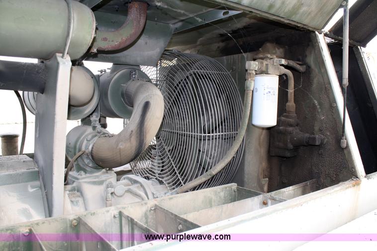 image for item 4825 1985 US Compressor rotary air unit