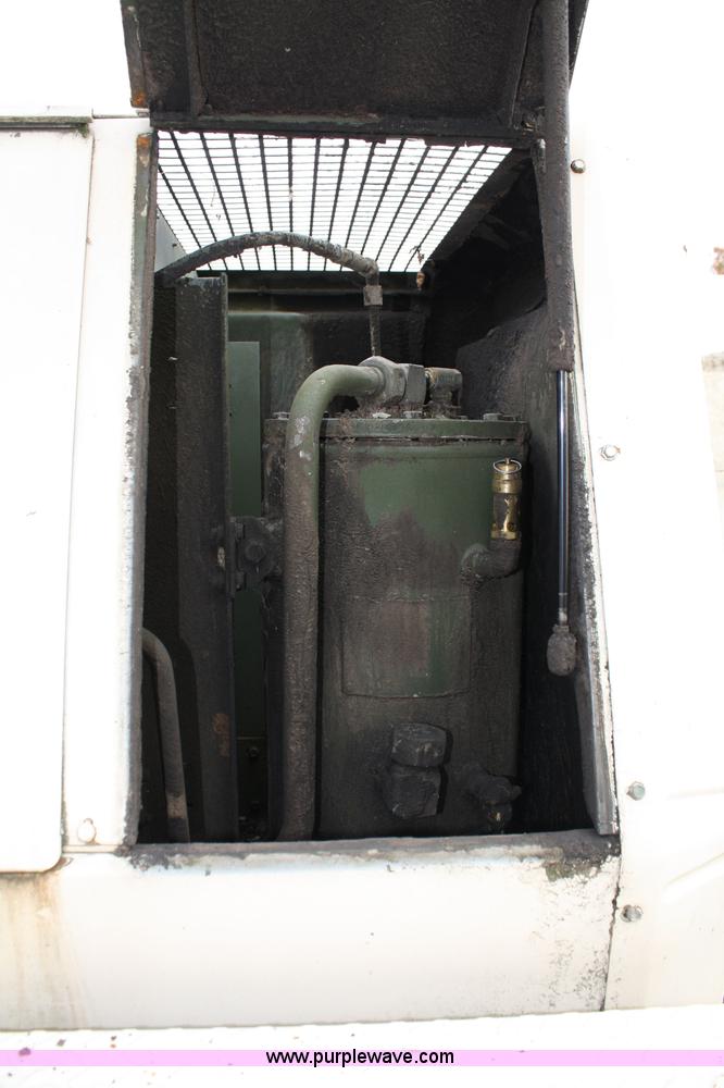 image for item 4825 1985 US Compressor rotary air unit