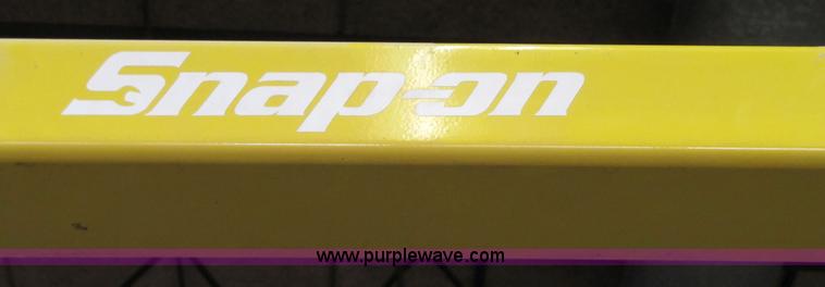 image for item 5176 Snap-on Wheel Tronic two post car lift