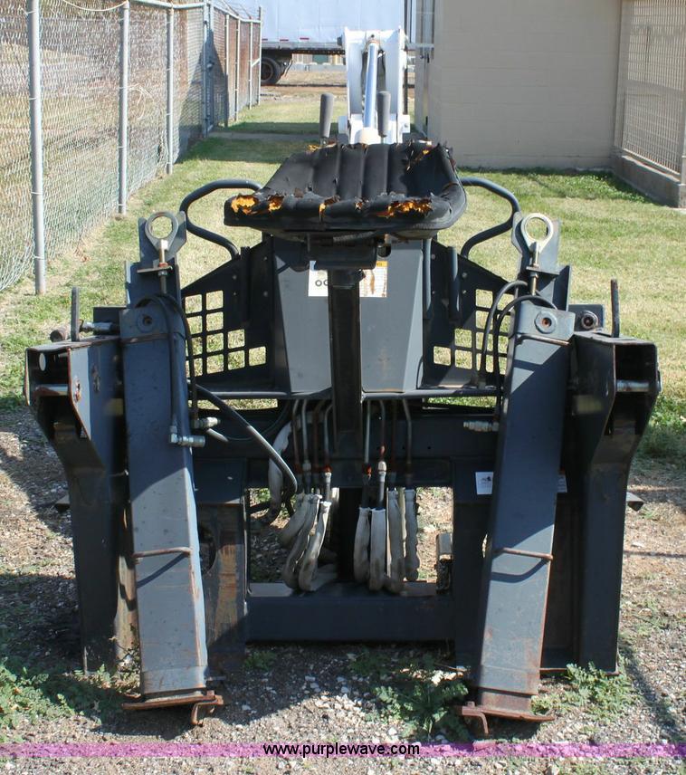 image for item 6168 Bobcat 709 backhoe attachemnt