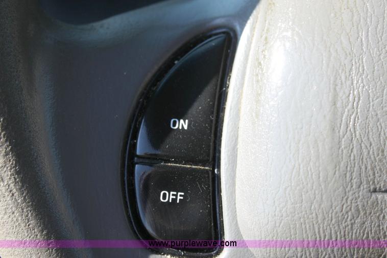 image for item 6169 2001 Ford Crown Victoria Police Interceptor