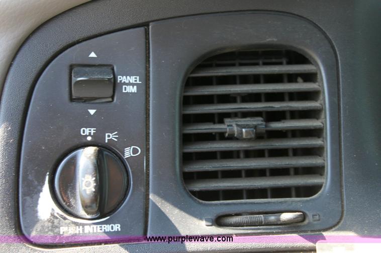 image for item 6169 2001 Ford Crown Victoria Police Interceptor