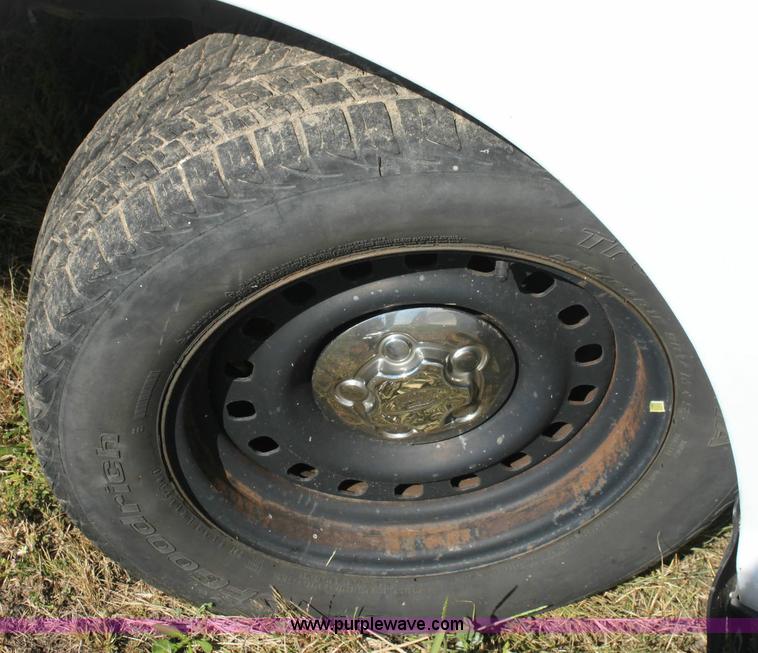 image for item 6169 2001 Ford Crown Victoria Police Interceptor