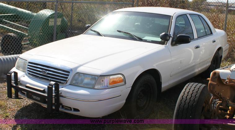 image for item 6176 1998 Ford Crown Victoria Police Interceptor
