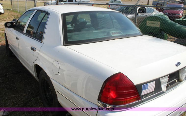 image for item 6176 1998 Ford Crown Victoria Police Interceptor