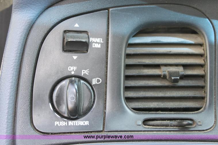 image for item 6176 1998 Ford Crown Victoria Police Interceptor