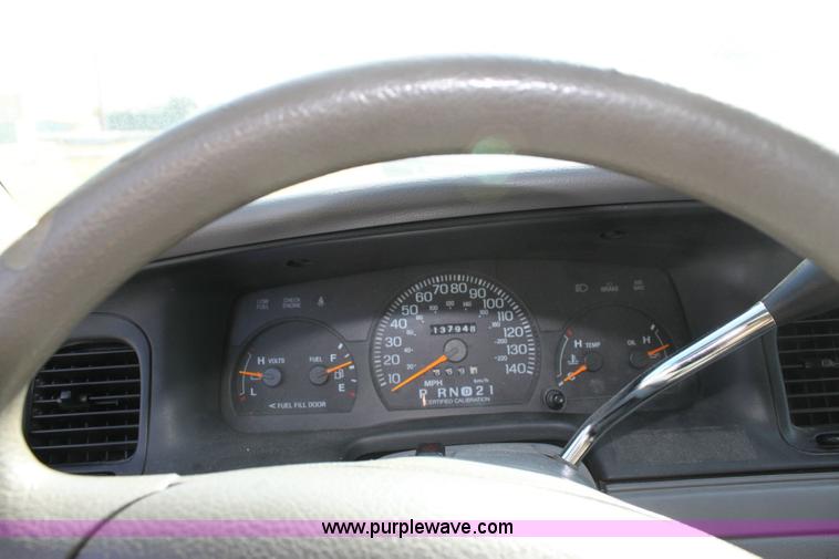 image for item 6178 1997 Ford Crown Victoria Police Interceptor