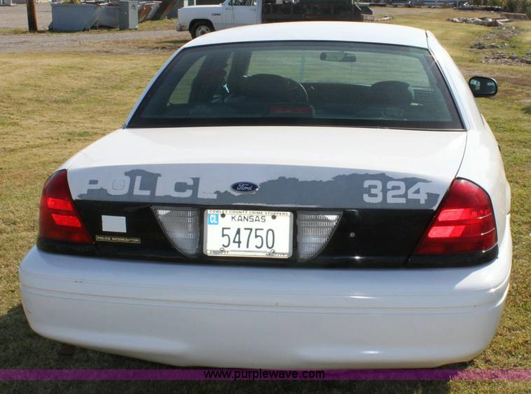 image for item 6179 2002 Ford Crown Victoria Police Interceptor