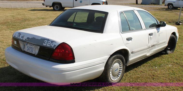 image for item 6179 2002 Ford Crown Victoria Police Interceptor