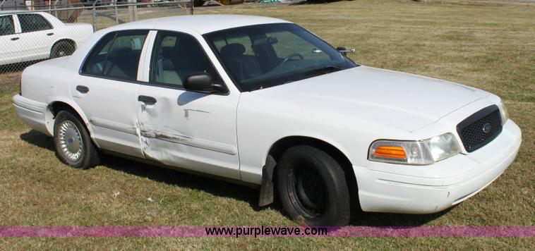 image for item 6179 2002 Ford Crown Victoria Police Interceptor