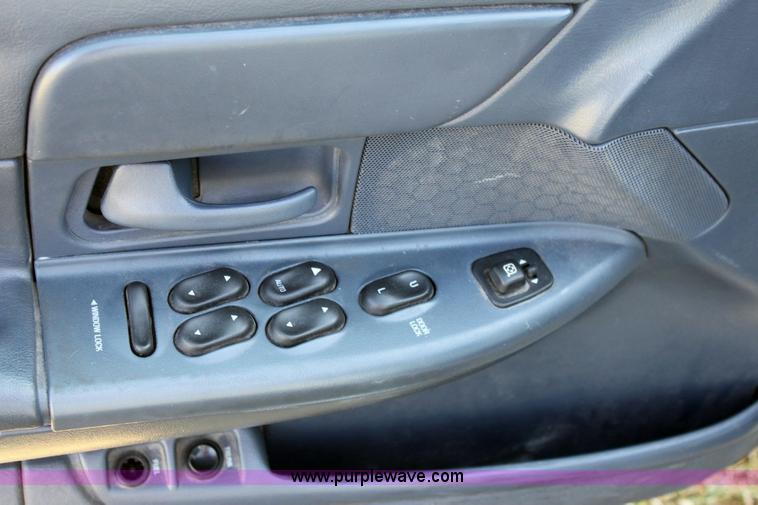 image for item 6179 2002 Ford Crown Victoria Police Interceptor