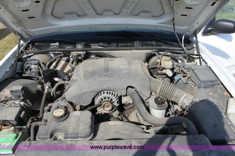 image for item 6179 2002 Ford Crown Victoria Police Interceptor