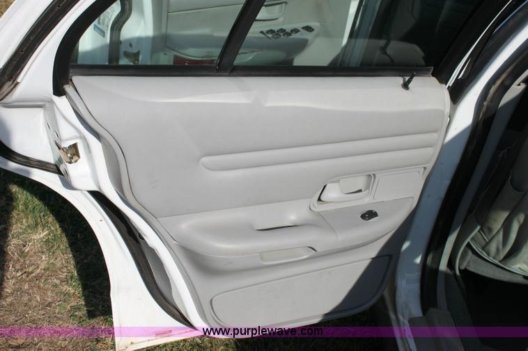 image for item 6181 2001 Ford Crown Victoria Police Interceptor