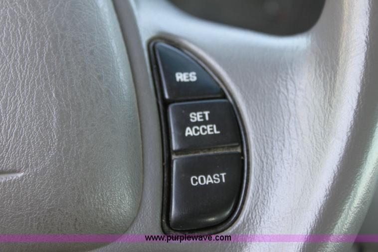 image for item 6181 2001 Ford Crown Victoria Police Interceptor