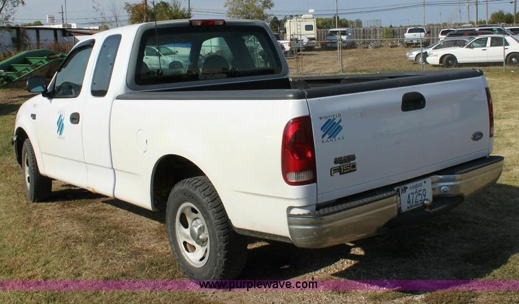 image for item 6182 1997 Ford F150 XL pickup truck