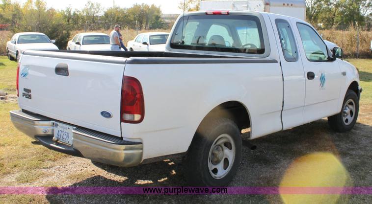 image for item 6182 1997 Ford F150 XL pickup truck