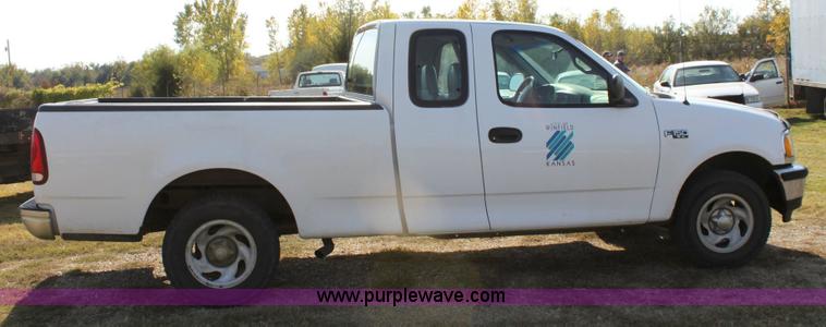image for item 6182 1997 Ford F150 XL pickup truck