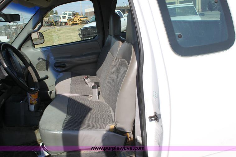 image for item 6182 1997 Ford F150 XL pickup truck