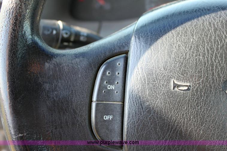 image for item 6182 1997 Ford F150 XL pickup truck