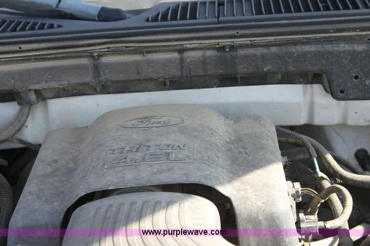 image for item 6182 1997 Ford F150 XL pickup truck