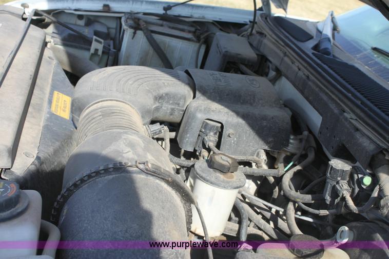 image for item 6182 1997 Ford F150 XL pickup truck