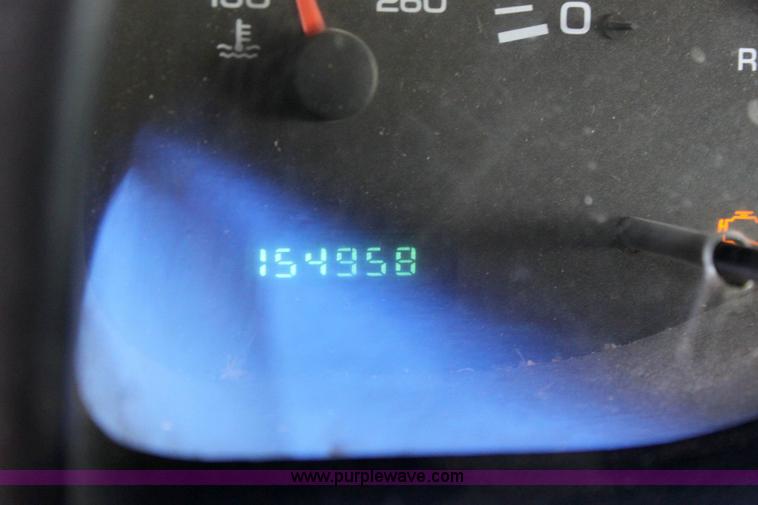 image for item 6187 2001 Dodge Ram 1500 Quad pickup truck