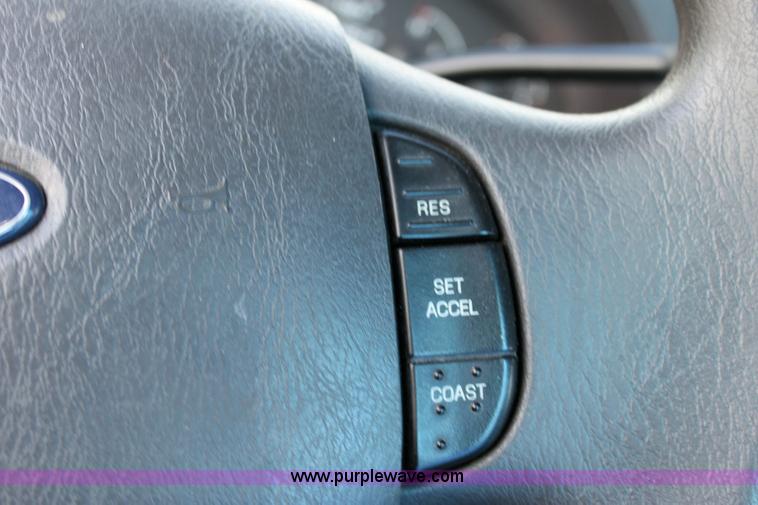 image for item 6193 2004 Ford E450 Super Duty cab and ambulance chassis