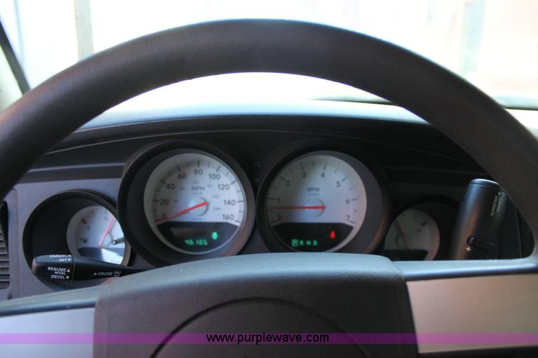 image for item 6196 2006 Dodge Charger