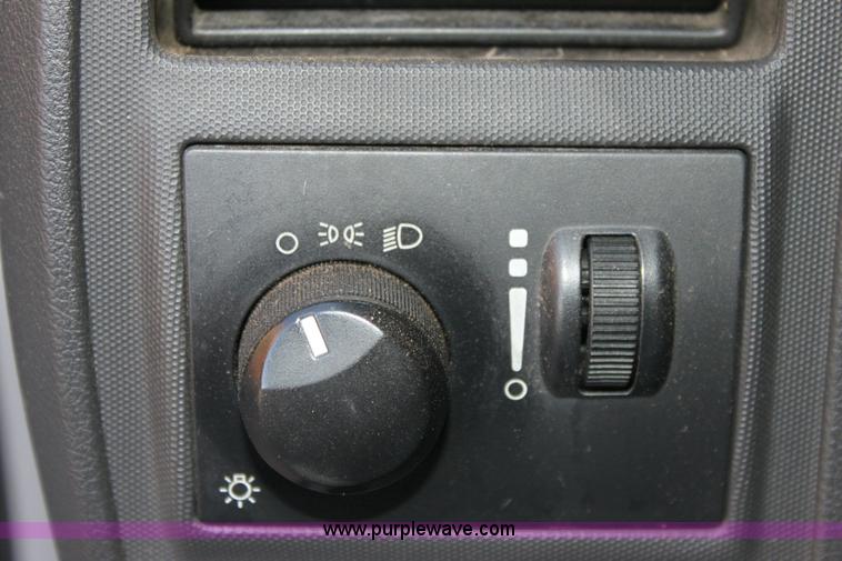 image for item 6196 2006 Dodge Charger