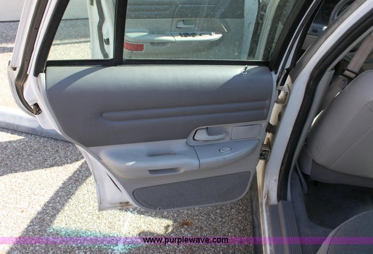 image for item 6204 1997 Ford Crown Victoria Police Interceptor