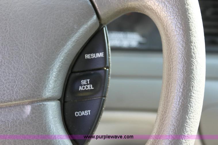 image for item 6204 1997 Ford Crown Victoria Police Interceptor