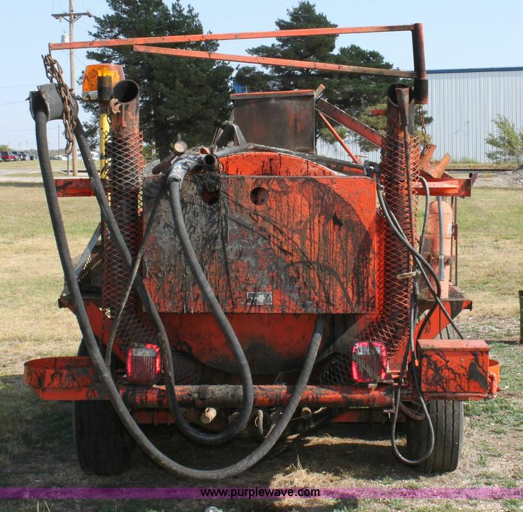 Crafco BC2204 crack seal machine in Winfield, KS Item 6207 sold