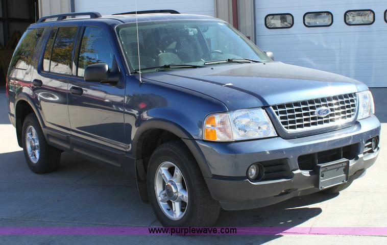 image for item 6230 2003 Ford Explorer XLT